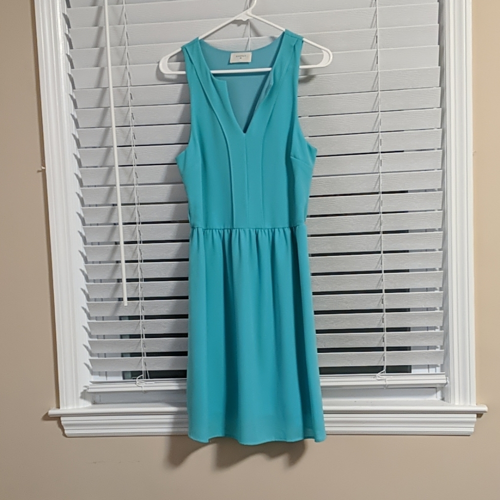 Sleeveless dress